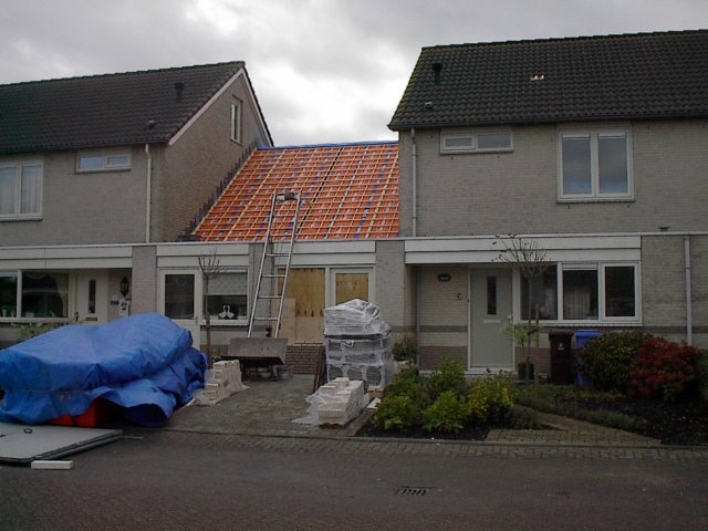 deverbouwingisbegonnen.jpg