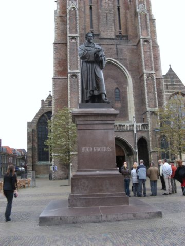 hetstandbeeldvanhugogrotius.jpg