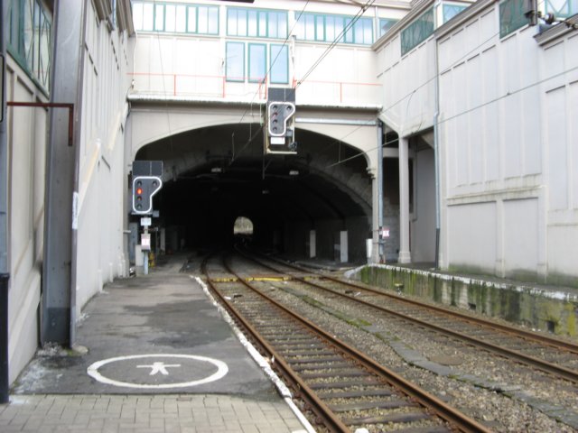 teruginvervierseentunneltje.jpg