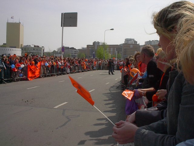 leukoranjevlaggetjes.jpg