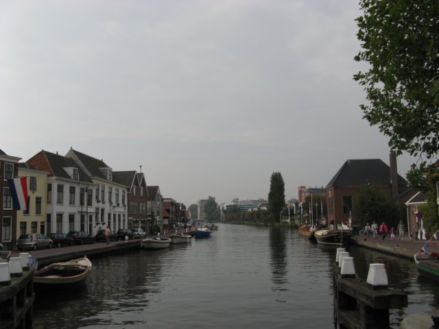eenfotovanafdehavenbrugteleidschendam.jpg